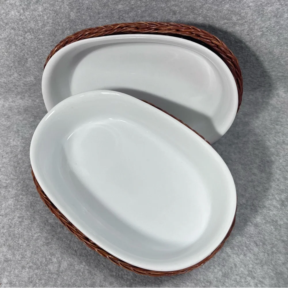 White Pair Ceramic Plate Dish with‎ Wicker Ovenware Single Serve 8”x5”